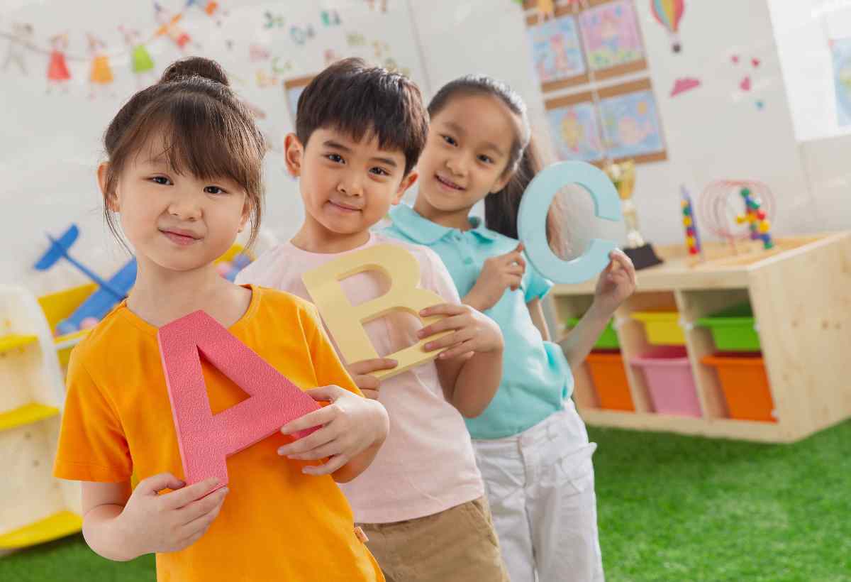 Entenda a importância dos brinquedos educativos para as crianças